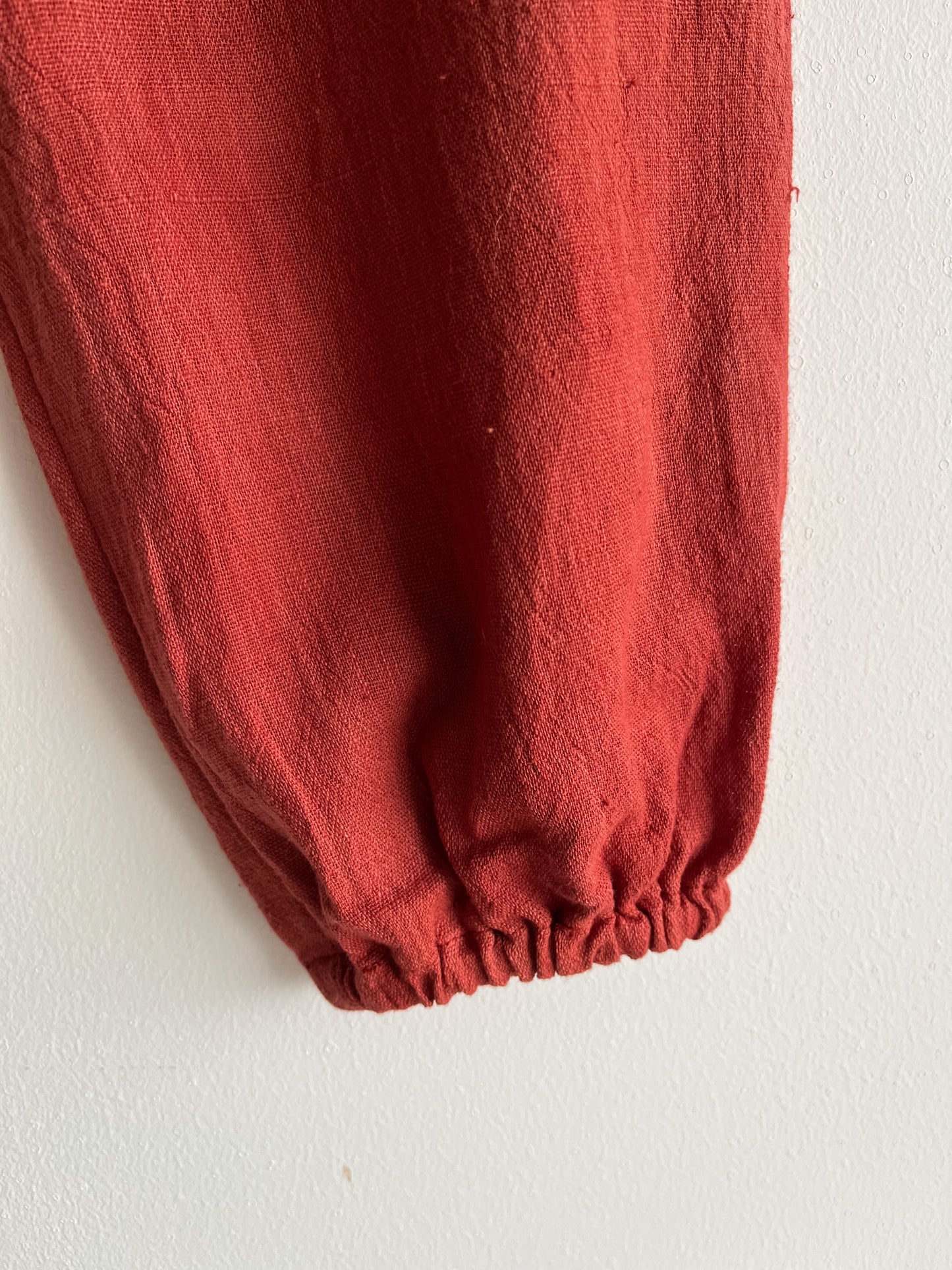 Dual-tone madder trousers