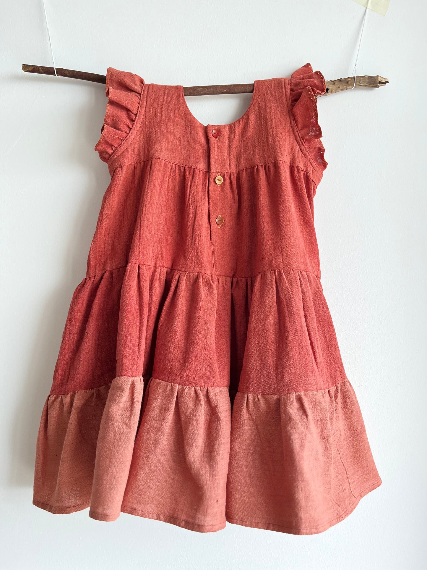 Dual-tone madder tier frock