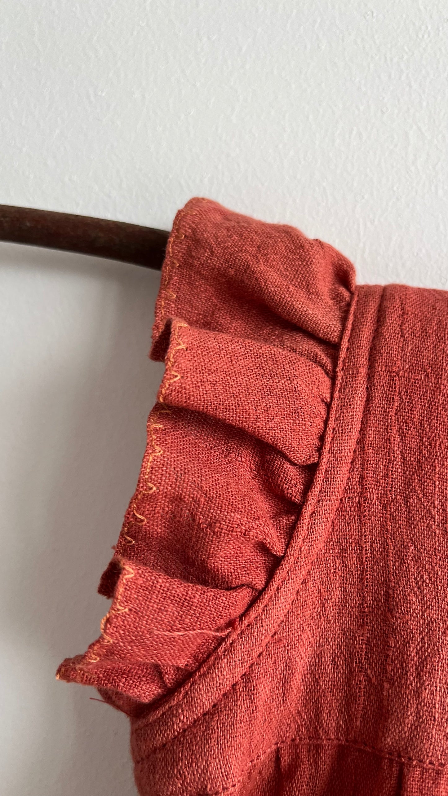 Dual-tone madder tier frock